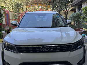 Second Hand महिंद्रा xuv300 W8 (O) 1.2 पेट्रोल [2019] in सिलीगुड़ी