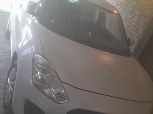 Second Hand Maruti Suzuki Swift VXi in Sasaram