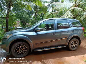 Second Hand Mahindra XUV500 W4 in Kochi