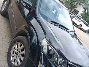 Second Hand महिंद्रा XUV500 w10 in बैंगलोर