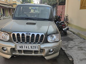 Second Hand Mahindra Scorpio SLX 2.6 Turbo 8 Str in Siliguri