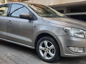 Second Hand Skoda Rapid Elegance 1.6 TDI CR MT in Bangalore