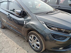 Second Hand Tata Altroz XE iCNG in Ghaziabad