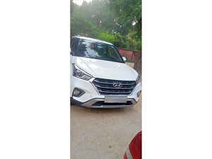 Second Hand हुंडई क्रेटा sx 1.6 पेट्रोल in इटावा