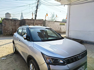 Second Hand Mahindra XUV300 W8 1.2 Petrol [2019] in Faridabad