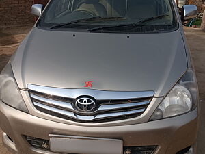 Second Hand Toyota Innova 2.5 VX 7 STR in Ganganagar