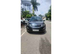 Second Hand महिंद्रा XUV500 w7 ऑटोमैटिक [2018-2020] in देहरादून