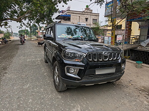 Second Hand Mahindra Scorpio S11 MT 7S CC in Murshidabad