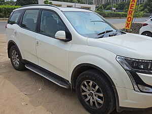 Second Hand महिंद्रा XUV500 w9 [2018-2020] in अहमदाबाद