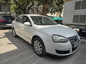 Second Hand Volkswagen Jetta Trendline 2.0L TDI in Ahmedabad