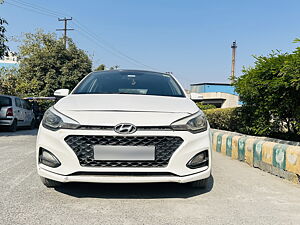 Second Hand Hyundai Elite i20 Asta 1.4 CRDI (O) in Delhi