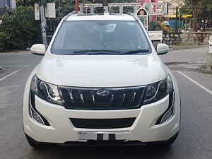 Second Hand महिंद्रा XUV500 w10 एडब्ल्यूडी in बैंगलोर