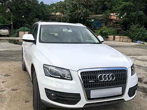 Second Hand ऑडी q5 2.0 tdi  क्वॉट्रो in मुंबई