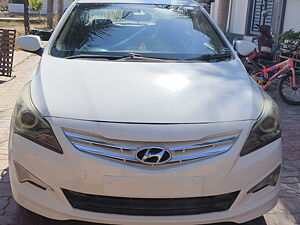 Second Hand Hyundai Verna 1.6 CRDi SX in Bhuj