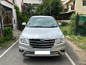 Second Hand Toyota Innova 2.5 VX 8 STR BS-IV in Bangalore