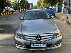 Second Hand Mercedes-Benz W110 Petrol in Pune