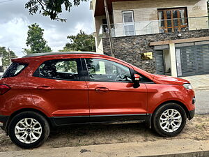 Second Hand Ford Ecosport Titanium 1.5 TDCi (Opt) in Bangalore