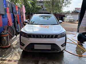 Second Hand மஹிந்திரா  xuv300 டபிள்யூ6 1.2 பெட்ரோல் ஏஎம்டீ in கட்னி