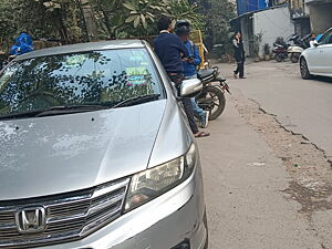 Second Hand Honda City 1.5 V MT in Delhi