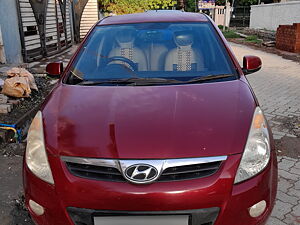 Second Hand Hyundai i20 Asta 1.4 CRDI with AVN 6 Speed in Madurai