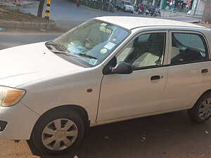 Second Hand Maruti Suzuki Alto VXi in Ahmedabad