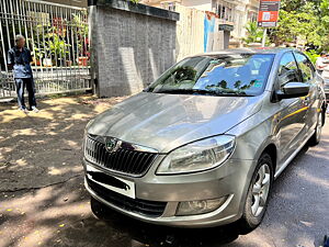 Second Hand Skoda Rapid Elegance 1.6 TDI CR MT in Mumbai