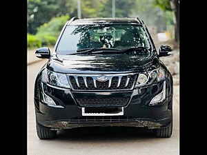 Second Hand महिंद्रा XUV500 w10 in आगरा