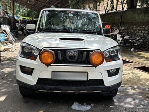 Second Hand Mahindra Scorpio S8 Intelli-Hybrid in Mumbai