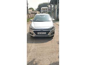 Second Hand Hyundai Elite i20 Sportz 1.4 CRDi in Shrirampur