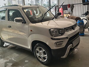 Second Hand Maruti Suzuki S-Presso VXi in Ahmedabad