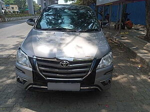 Second Hand Toyota Innova 2.5 VX BS IV 7 STR in Mumbai