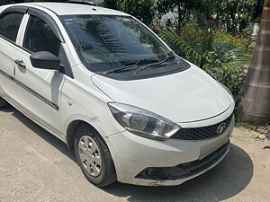 Second Hand Tata Tiago Revotorq XE in Meerut