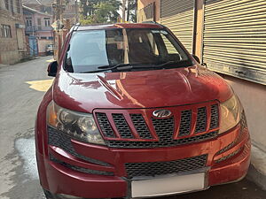 Second Hand Mahindra XUV500 W6 in Srinagar