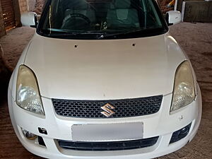 Second Hand Maruti Suzuki Swift LXi in Bhuj