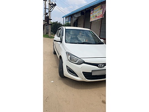 Second Hand हुंडई i20 मैग्ना 1.4 crdi in झुञ्झुणु