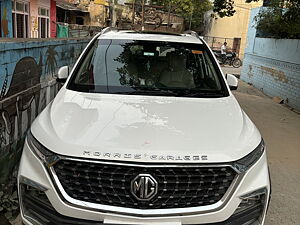 Second Hand MG Hector Sharp 2.0 Diesel Turbo MT in Dausa