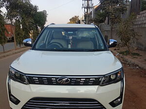 Second Hand Mahindra XUV300 1.5 W8 (O) AMT [2019-2020] in Bangalore