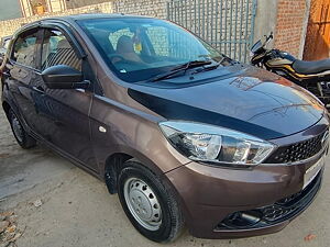 Second Hand Tata Tiago Revotorq XM (O) [2016-2019] in Rampur (Uttar Pradesh)