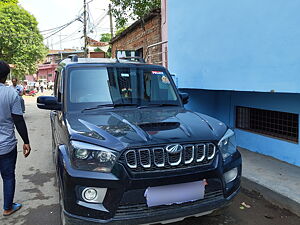 Second Hand Mahindra Scorpio S9 in Lucknow