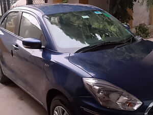 Second Hand Maruti Suzuki DZire VXi in Aligarh