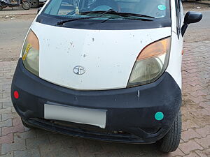 Second Hand Tata Nano CX Special Edition in Ahmedabad