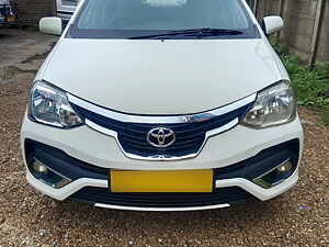 Second Hand Toyota Etios VX in Mehsana