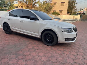 Second Hand Skoda Octavia Onyx Edition Diesel in Pollachi