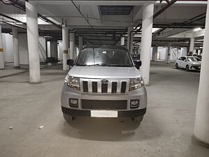 Second Hand Mahindra TUV300 T8 mHAWK100 in Greater Noida