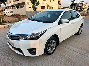 Second Hand Toyota Corolla Altis GL in Vijaywada