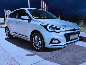 Second Hand Hyundai Elite i20 Asta 1.2 (O) CVT [2019-2020] in Kolkata