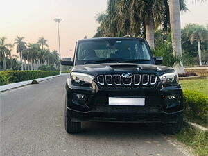 Second Hand Mahindra Scorpio S10 in Chandigarh