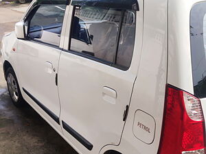 Second Hand Maruti Suzuki Wagon R VXi in Nagpur