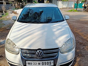 Second Hand Volkswagen Jetta Trendline 1.9 TDI in Kolhapur