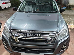 Second Hand Isuzu D-Max V-Cross Hi-Lander [2021] in Siliguri